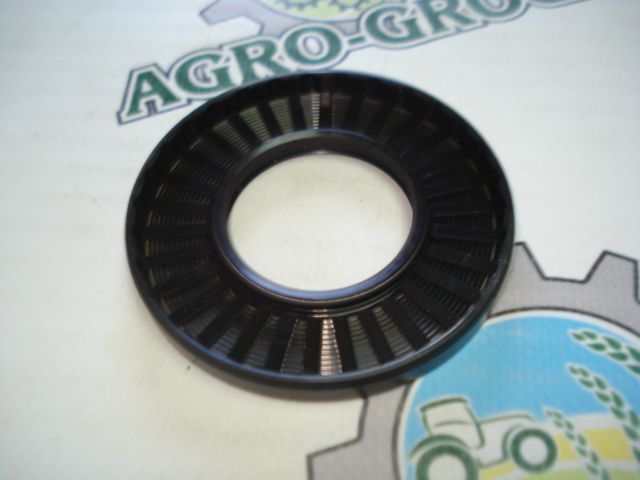 DE20681 Сальник