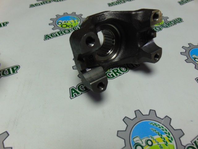 R100461 Універсальний шарнів