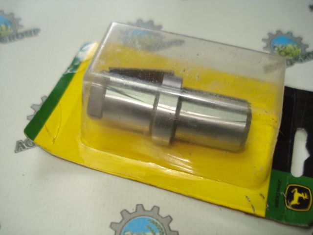 R306772 (R162024) Вісь