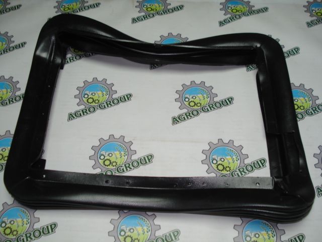R167427 Кожух сидіння