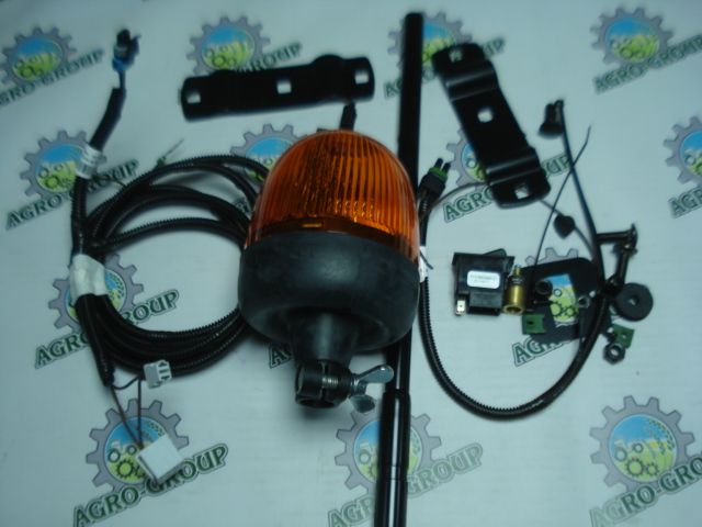 RE239930 Комплект маяк в зборі