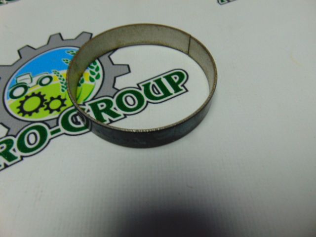 R214121 Втулка