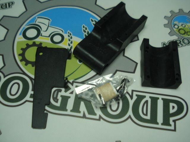 RE246423 Кріплення амортизатора