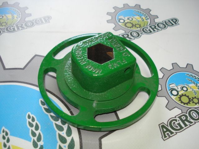 HXE94579 Ступиця приводу с/г комбайну