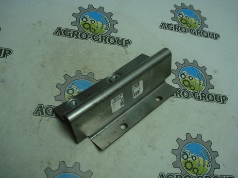 AH168067 Пластина металева