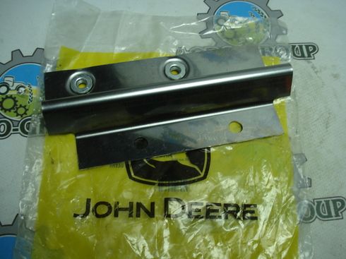 AH213875 Кронштейн (Низький)