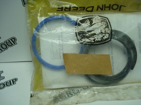 AH214612 Комплект циліндра